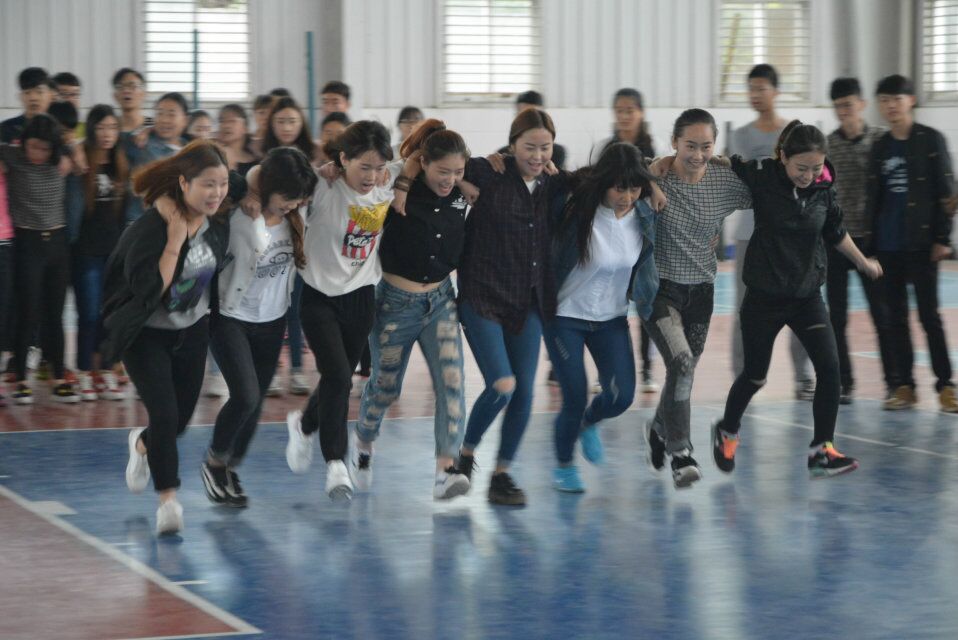 第二届趣味运动会1 (2).jpg